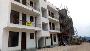 3ப்க் ஃபிளாட்ஸ் இல் காரர் - Sector 115