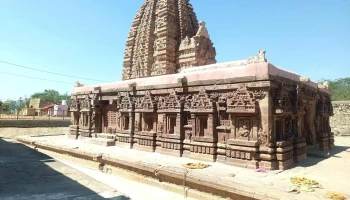 Shri Jogulamba Ammavari Temple - 5th Shakti Peetham - Temple Road