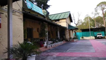 கன்டோன்மென்ட் போர்டு ஆபீஸ் ராணிக்ஹெட் - Khari Bazar