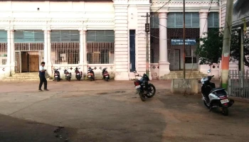 டிஸ்ட்ரிக்ட் கலெக்டரேட் - Deogarh