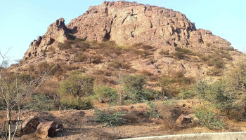 தோஷம் ஹில் - Tosham Rural, தோஷாம் ரூரல்