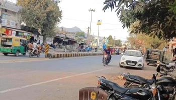 மன்பூர் பெட்ரோல் பம்ப் - Revdar Rd