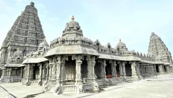 யாதகிரி லெட்சுமி நரசிம்மர் கோவில் - Gandhi Nagar