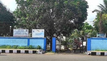 ஸ்டாஃப் குவார்ட்டர்ஸ் ஆல் இந்தியா ரேடியோ - Aldeia De Goa