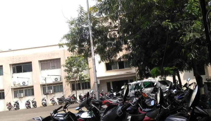Aapiis Aap Ttisttriktt Klekttr Prpnni Kttttittm - Parbhani, பர்பணீ