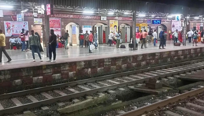 Bhusawal Station -  எனக்கு அருகில் - Bhusawal, புசாவல்