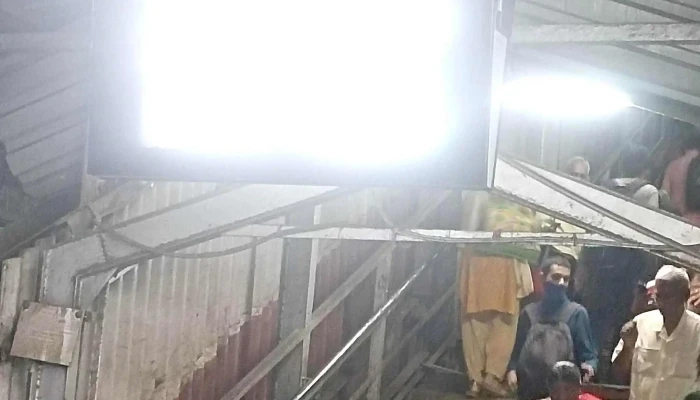 Bhusawal Station -  விமர்சனங்கள் - Bhusawal, புசாவல்
