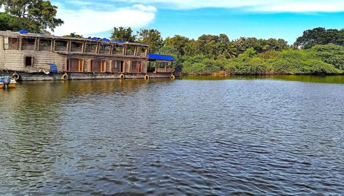 Chunnambar Boat House - Nonankuppam