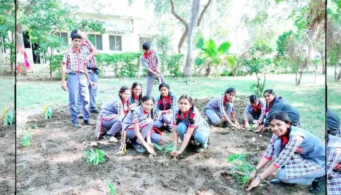 Keentiriy Vityaalyaa Kaatt Pulkaannn Cmuukm - Pulgaon