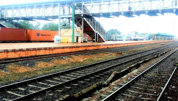Kurttuvtti Jngcnnn இருப்பிடம் - Kurduvadi, குர்டுவடி