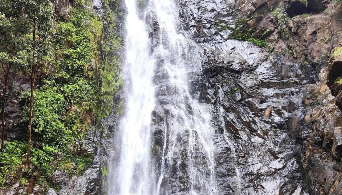 Mainapi Waterfall Netravali - Neturlim
