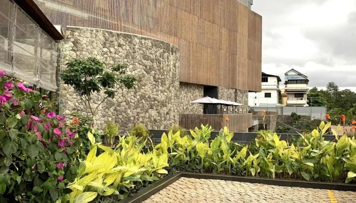 Radisson Resort Spa Lonavala Vrukaiyaallr - Lonavala, குன் N.m.