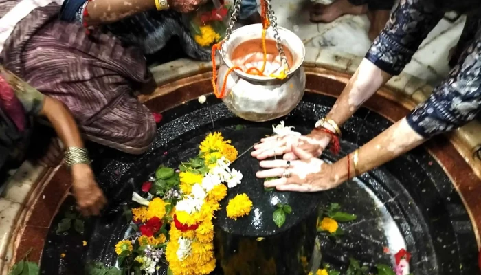 Shri Vaidhynath Jyotirling Temple -  இந்து கோயில் - Parli Vaijnath, பார்லி வைஜ்னத்