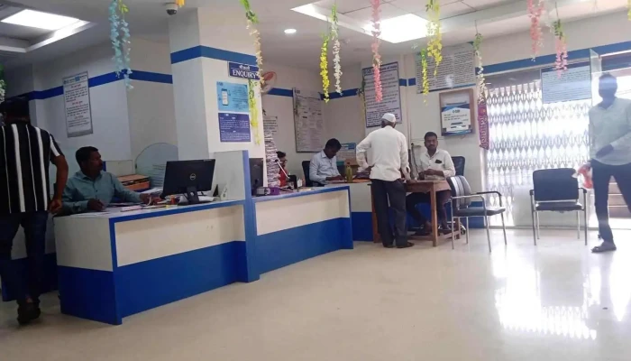 State Bank Of India Kurduwadi -  Uttpurrm - Dist:solapur, குர்டுவடி
