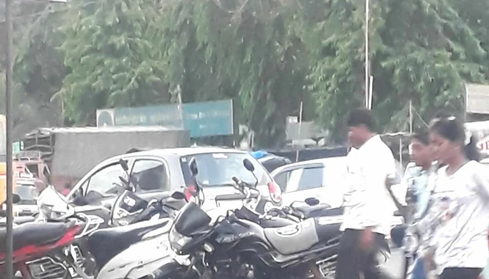 State Bank Of India Rahuri -  வங்கி - அஹ்மத்நகர், ராஹுரீ