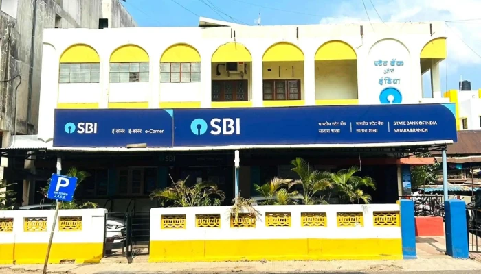 Stteett Paangk Aap Intiyaa Vellippurrm - Satara, சாதாரா