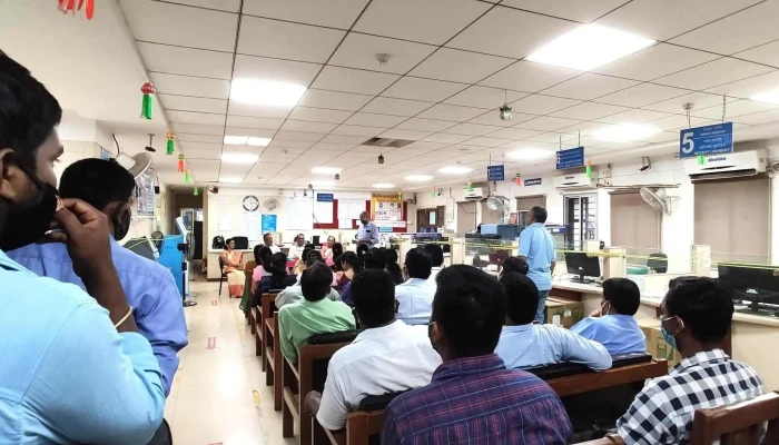 Stteett Paangk Aap Intiyaa வங்கி - குடால்