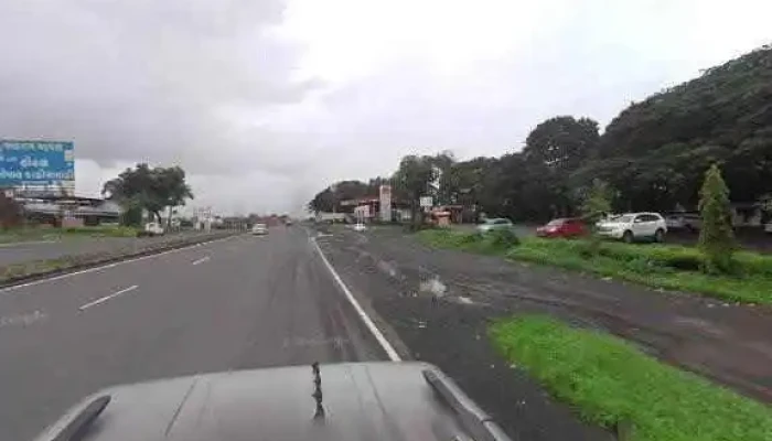 Velllli Mails Resttaarnntt Street View 360deg - Durves, துர்வேஸ்