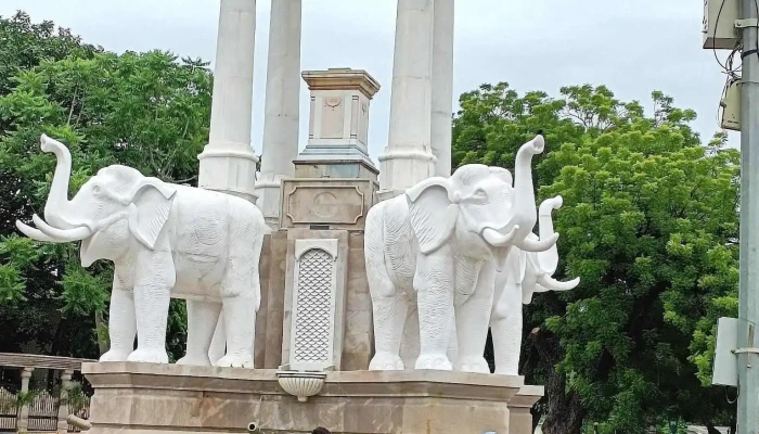 கோட்டா டிஸ்ட்ரிக்ட் கலெக்டரேட் - Civil Lines