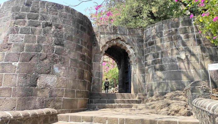 சிவனேரி போர்ட் - Kusur, Junnar