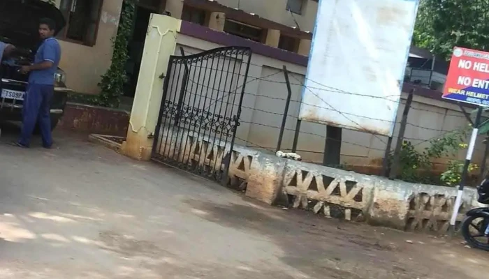 டிஎஸ்பி ஆபீஸ் - Nallakunta
