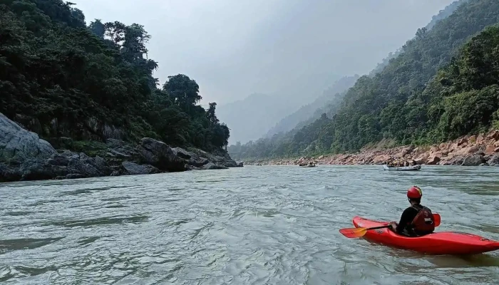 டிரிப் இந்தியா ஹொலிடேஸ் - Badrinath Rd