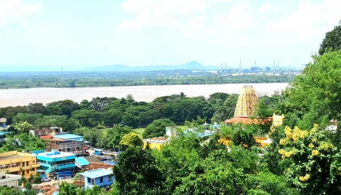 டெம்பிள் காட்டேஜ்ஸ் - Bhadrachalam