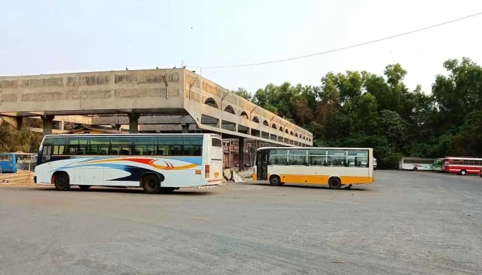 போண்டா பஸ் ஸ்டாண்ட் - Bus Stand