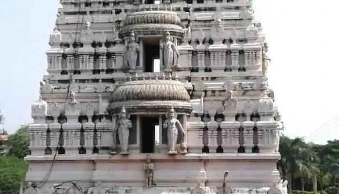 யவள் - யவள்