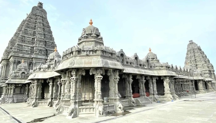 யாதகிரி லெட்சுமி நரசிம்மர் கோவில் - Gandhi Nagar