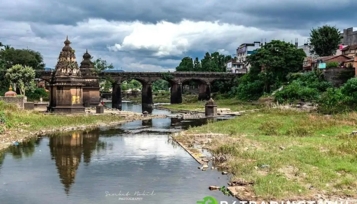 வாயி - வாயி