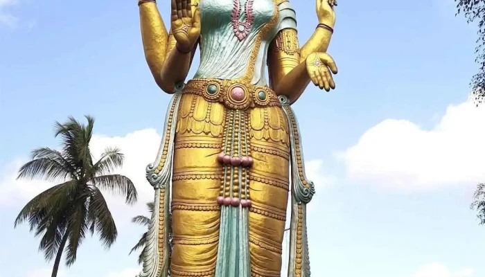 ஶ்ரீ வாசவி அம்மாவாரி தேவஸ்தானம் ( மூலவிராட்) - Penugonda