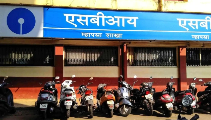ஸ்டேட் வங்கி ஆப் இந்தியா - Market Rd
